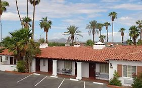 Coronado Motor Hotel, A Travelodge By Wyndham Yuma Exterior photo