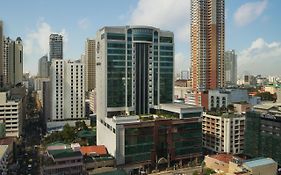 Hotel Sheraton Manila Bay Exterior photo