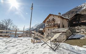 Bed and Breakfast Alpe Rebelle à Bionaz Exterior photo