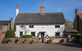 Hotel The Three Blackbirds à Stetchworth Exterior photo