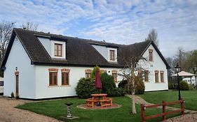 Langdale Lodge Lincoln Exterior photo