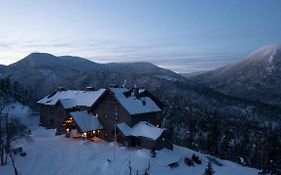 Auberge de Montagne des Chic-Chocs Mountain Lodge - Sepaq Sainte Anne-des-Chênes Exterior photo