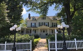 Bed and Breakfast Love Lane Bed & Breakfast à Waynesville Exterior photo