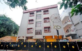 Super Oyo Home Tree Service Apartment Near Saravana Stores T Nagar Chennai Exterior photo