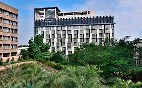 Hotel Courtyard By Marriott Haïdarabad Exterior photo