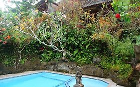 Hôtel Gusti'S Garden Bungalows à Ubud Exterior photo