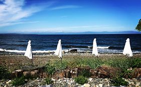 Qualicum Breeze Beach Resort Bowser Exterior photo