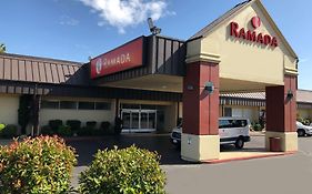 Hotel Ramada By Wyndham Sacramento Exterior photo