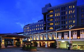 Village Hotel Albert Court By Far East Hospitality Singapour Exterior photo