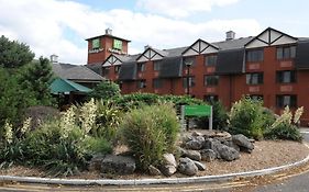 Holiday Inn Northampton By Ihg Exterior photo