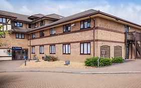 Travelodge Milton Keynes Shenley Church Exterior photo