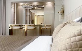 Monaco Premium Suites - New Exterior photo