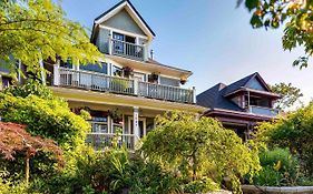 The Ivy On Parker Guest House Vancouver Exterior photo