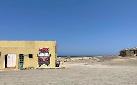 Deep South Hostel Marsa Alam Exterior photo