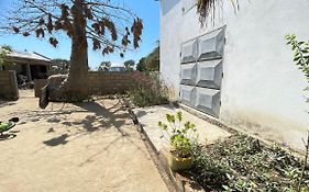 Harena Villa Morondava Exterior photo
