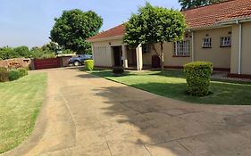 Dms Levels Lodge Lilongwe Exterior photo