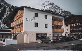 Hotel Pension Anna à Sankt Leonhard im Pitztal Exterior photo