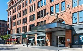 Homewood Suites By Hilton Grand Rapids Downtown Exterior photo