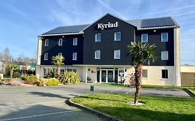 Hotel Kyriad Dol-De-Bretagne Exterior photo