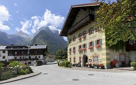 Hotel - Wirts'Haus "Zum Schweizer" Lofer Exterior photo