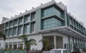 Hotel The Grand Jbr à Lucknow Exterior photo