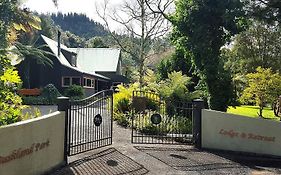 Bushland Park Lodge And Retreat Whangamata Exterior photo