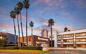 Best Western Plus Meridian Inn & Suites, Anaheim-Orange Exterior photo