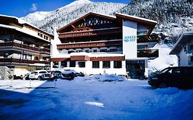 Hotel Garni Birkenhof Sölden Exterior photo