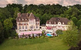 Le Château de la Tour Gouvieux Exterior photo