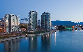 Worldmark Vancouver The Canadian Exterior photo