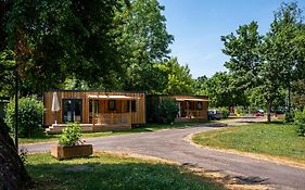 Hotel Camping Vesoul à Vaivre-et-Montoille Exterior photo