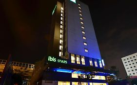 Hotel Ibis Styles Kuala Lumpur Sri Damansara à Petaling Jaya Exterior photo