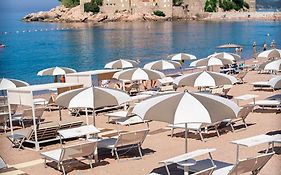 Hotel California By Aycon Sveti Stefan Exterior photo