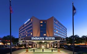 Embassy Suites Tysons Corner Exterior photo