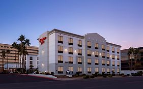 Hampton Inn Phoenix - Biltmore Exterior photo