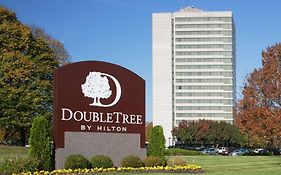 Hotel Doubletree By Hilton Kansas City - Overland Park Exterior photo