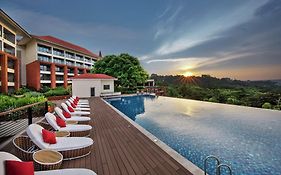 Hotel Doubletree By Hilton Goa - Panaji Exterior photo