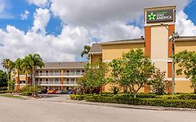 Extended Stay America Suites - Fort Lauderdale - Cypress Creek - Andrews Ave Exterior photo