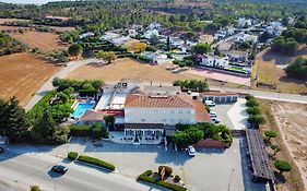 Hotel&Restaurant Figueres Parc Exterior photo