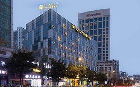 Metropolo Hotel Zhenjia Wanda Plaza Railway Station Zhenjiang  Exterior photo