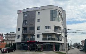 China Town Hotel Belgrade Exterior photo