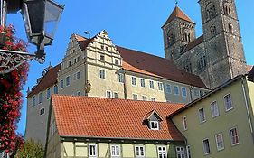 Hotel Domschatz Quedlinbourg Exterior photo