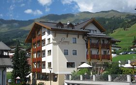 Hotel Garni Lawens Serfaus Exterior photo