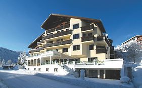 Hotel Garni Alpenruh-Micheluzzi Serfaus Exterior photo