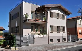 Bed and Breakfast Bed&Breakfast Vieulif à Moniga del Garda Exterior photo