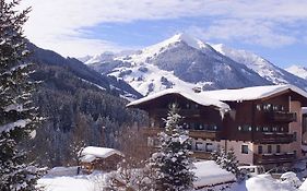 Altachhof Hotel Und Ferienanlage Saalbach-Hinterglemm Exterior photo