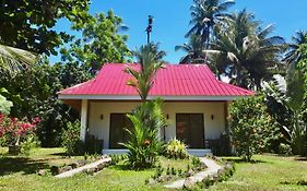 Hotel Happy Coconut Camiguin à Mambajao Exterior photo