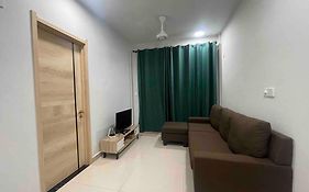 Cozy One-Room Apartment Stay Hulhumalé Exterior photo