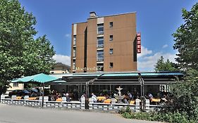 Hotel Martinshof à Zuchwil Exterior photo