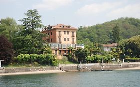 Hotel Lido Ranco Exterior photo